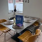 펜션 Freistehendes Am Kutterhafen Mit Sauna 부차딩엔